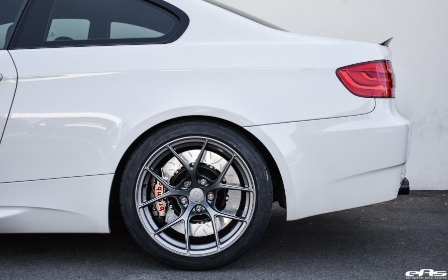 Детали экстерьера BMW M3 Coupe Alpine White by EAS (E92) 2017 года  (фото 18 из 28)